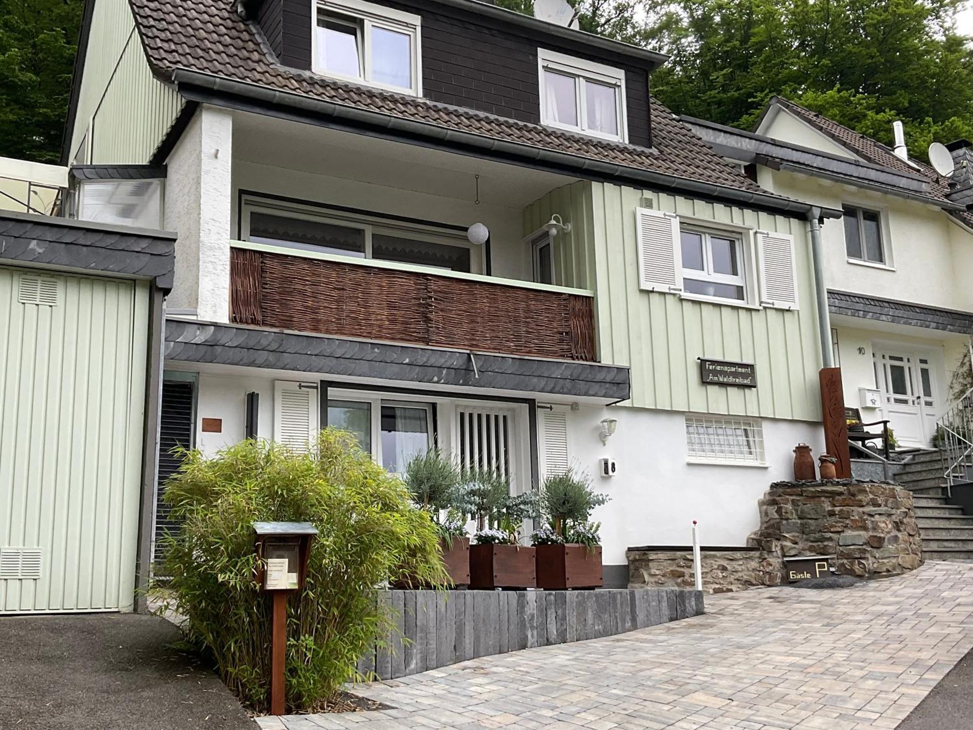 Apartment,wohnung & 'am Waldfreibad' *